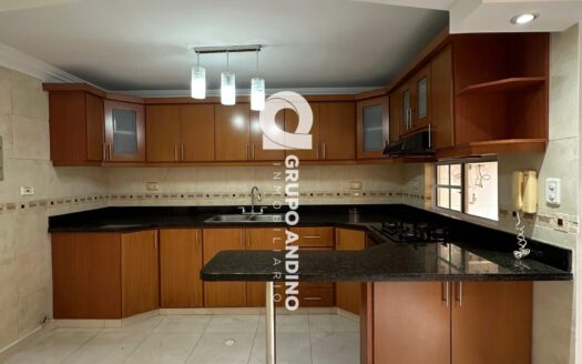 Se Vende Casa en el Condominio Cañaveral Country – Floridablanca