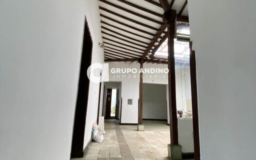 Se Arrienda o se Vende Casa en Cabecera cra 33a – Buacaramanga