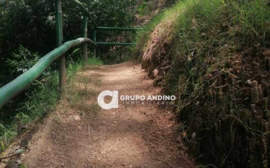 Se Vende Lote Independiente Terreno Mensuli Vereda la Cuchilla – Piedecuesta