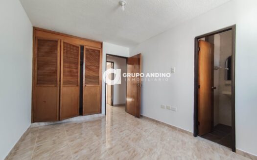 Se Vende Apartamento en Edificio Condado de Castilla- Bucaramanga
