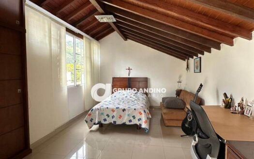 Se Vende Casa en el Conjunto Hacienda la Antigua – Bucaramanga