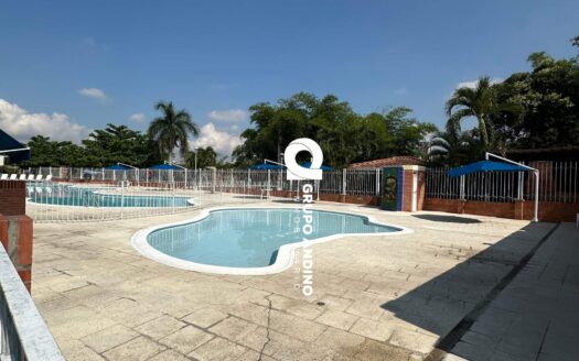 Se Vende Casa Versalles Campestre – Floridablanca