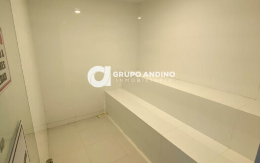 Venta o Arriendo Apartamento en Torre Puerto Soñado – Santa Marta