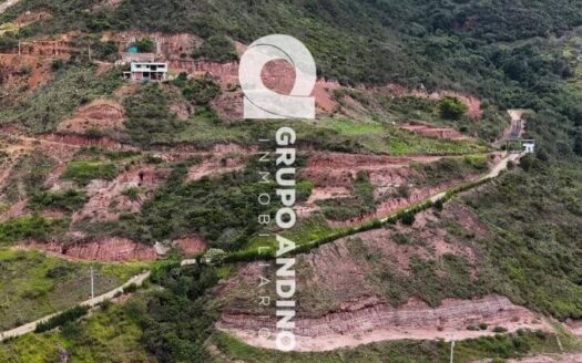 Se Vende Lote en el Condominio Villa Astrea Campestre – Girón Acapulco
