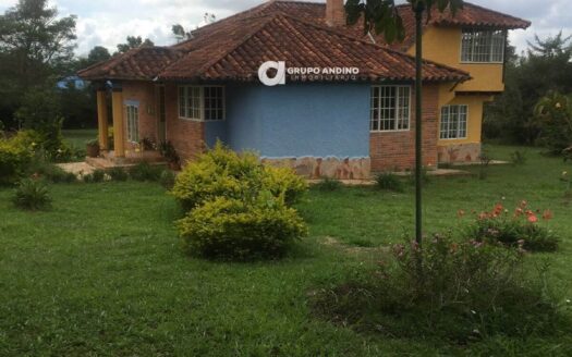 Se Vende Parcela Conjunto Puerto Acuarela – Mesa de Los Santos