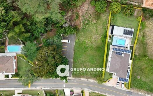 Se Vende Lote en el Condominio Terrazas de Mensulí – Piedecuesta