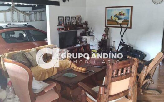 Se Vende Casa en conjunto Residencial Castilla la Nueva