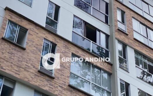 Se vende apartamento en el Edificio el Campanario Bucaramanga