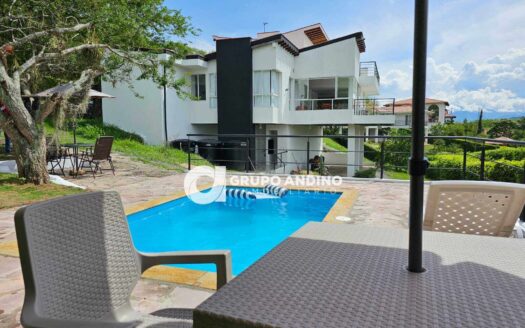 Se Vende casa en el Condominio Castilla Real – San gil