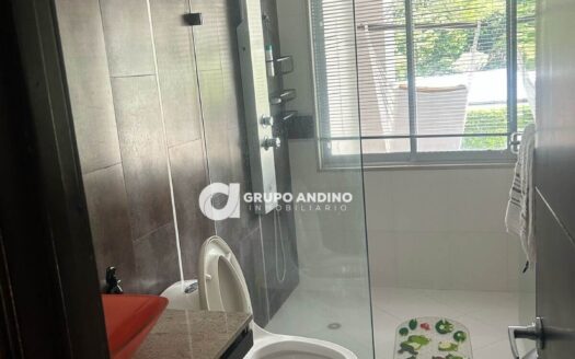 Se Vende Casa en el Condominio Campestre Lagos de Menzuly – Piedecuesta