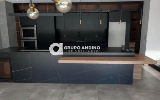 Se Vende Casa en Ruitoque Parkhouse Condominio Campestre