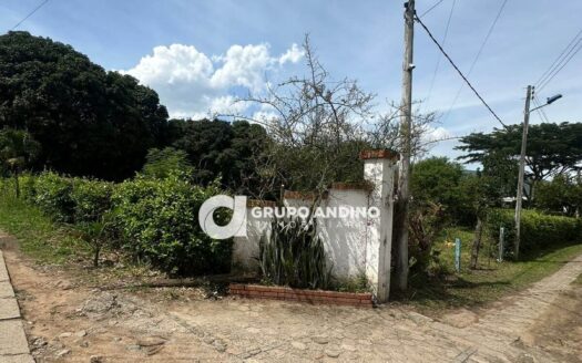 Se Vende Lote en Rincón del Sol Lt villa Alcira vía Guatiguara – Piedecuesta