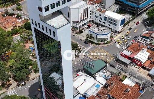Se Vende Casa Comercial en Cañaveral – Floridablanca