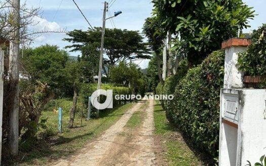 Se Vende Lote en Rincón del Sol Lt villa Alcira vía Guatiguara – Piedecuesta