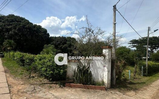 Se Vende Lote en Rincón del Sol Lt villa Alcira vía Guatiguara – Piedecuesta