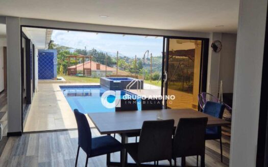 Se Vende Cabaña en el Condominio las Margaritas – Mesa de los Santos
