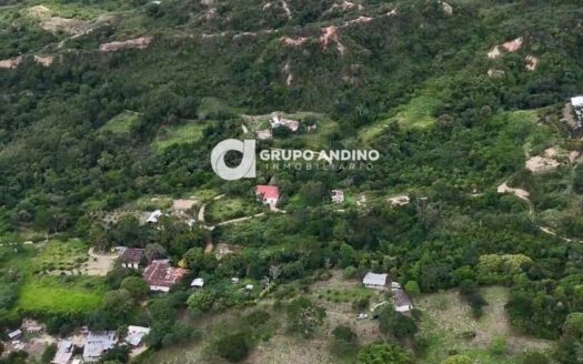 Se Vende Lote Predio Semiurbano en la vereda Lagunetas – Girón