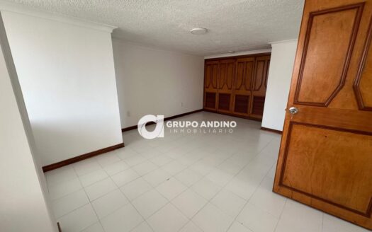 Se Vende Apartamento Penthouse en el Edificio Centro C. Cabecera III Etapa – Bucaramanga