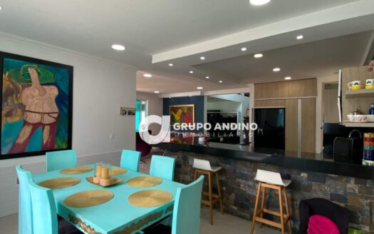 Se Vende Casa en el Conjunto Lomas del Campestre – Piedecuesta