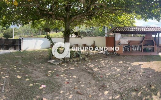 Se Vende Cabaña en el Conjunto Villas de Guadalquivir – Floridablanca