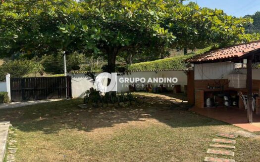 Se Vende Cabaña en el Conjunto Villas de Guadalquivir – Floridablanca