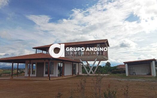 Se vende lote en el Condominio Campestre La Pradera/ Mesa de los Santos
