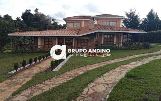 Se vende lote en el Condominio Campestre La Pradera/ Mesa de los Santos