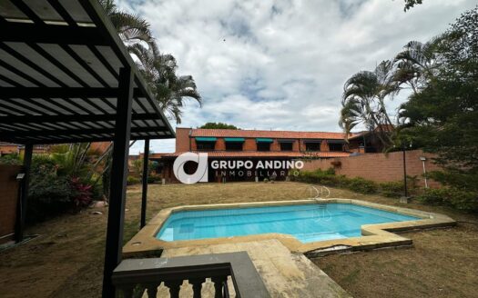 Se Vende Casa en el Condominio Rincón del Lago – Bucaramanga