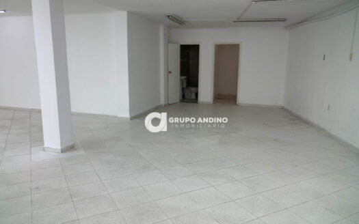 Se Arrienda Local en el Centro Empresarial Acevedo – Bucaramanga