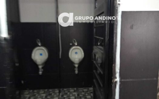 Se arrienda local Comercial Cabecera 2 piso