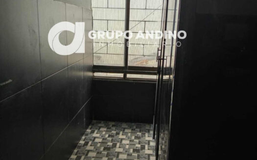 Se arrienda local Comercial Cabecera 2 piso