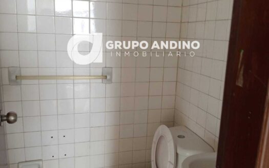 Se arrienda bodega comercial en la ceiba 2 piso