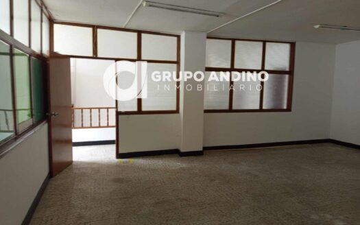 Se arrienda bodega comercial en la ceiba 2 piso