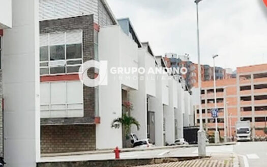 se arriendan bodegas en el parque industrial y logistico san jorge de Giron
