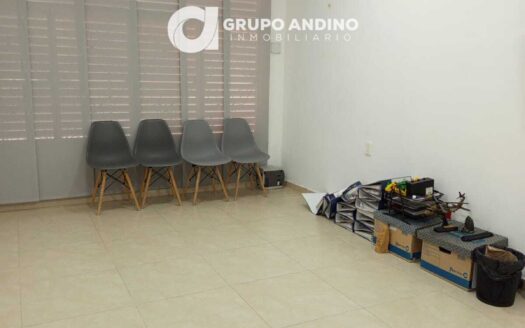 se arriendan dos oficinas en el barrio san francisco de bucaramanga