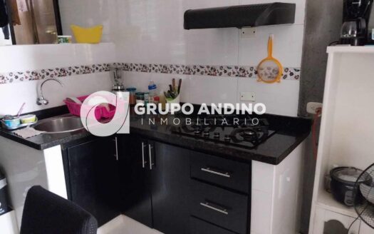 Se venden 2 apartamentos en el barrio brisas del campo de Girón