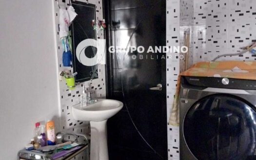 Se venden 2 apartamentos en el barrio brisas del campo de Girón