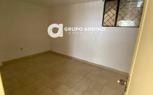 se vende apartamento en el edificio los pirineos de cabecera
