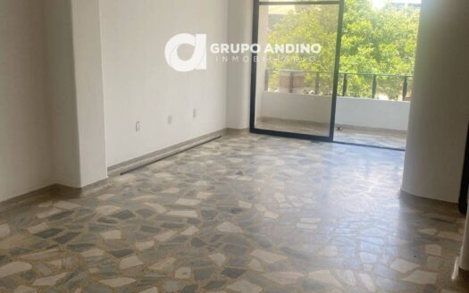 se vende apartamento en el edificio los pirineos de cabecera