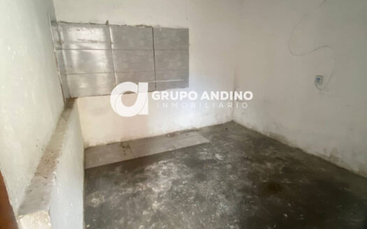 Se vende lote cerca al Parque de los Niños-Barrio San Francisco