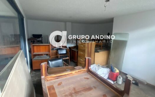 Se arrienda bodega en Girón