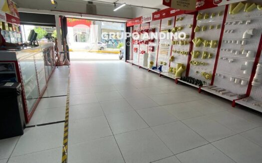 Se arrienda local comercial con amplia bodega en la calle 61