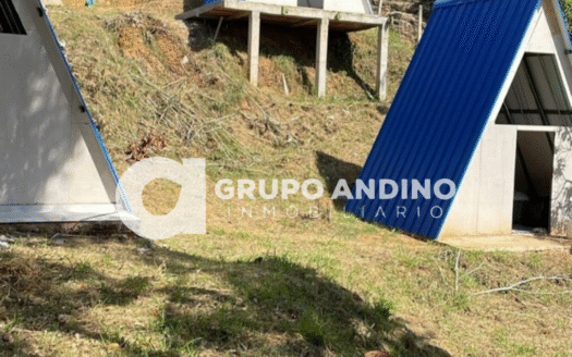 Se vende parcela con un proyecto de glamping