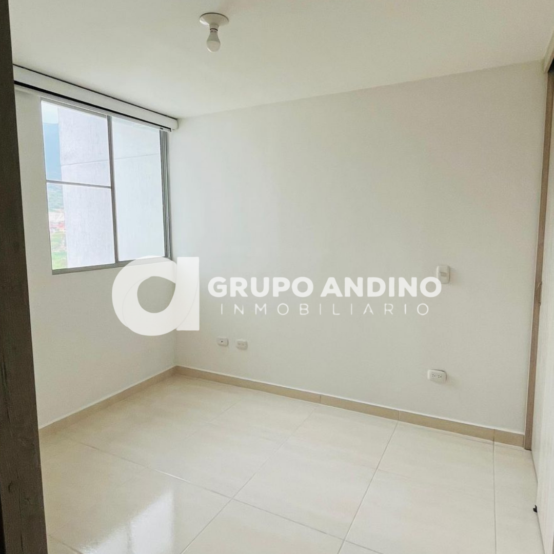 Se vende apartamento en Gran Alicante Girón