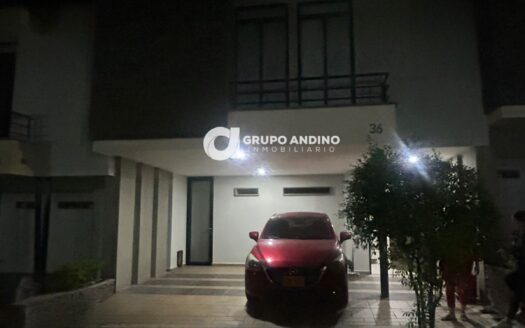 Se arrienda casa en Cañaveral-Floridablanca