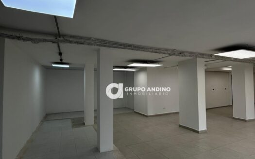 En Arriendo, Local en Villa Campestre – Giron