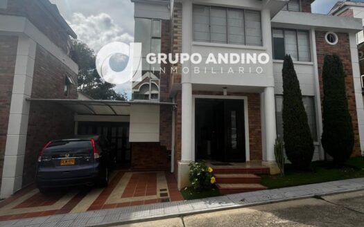 se vende o arrienda casa en cacique real