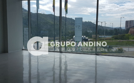 📍 Se arrienda local en el CIE – junto al HIC