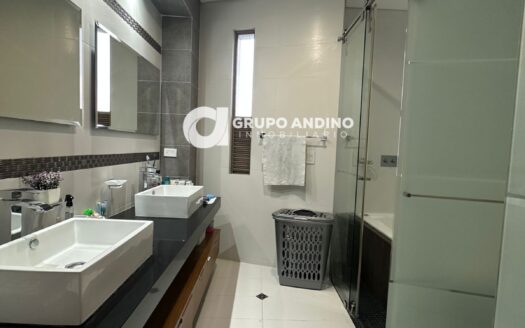 🏢 SE VENDE EXCLUSIVO APARTAMENTO – EDIFICIO MAJESTIC