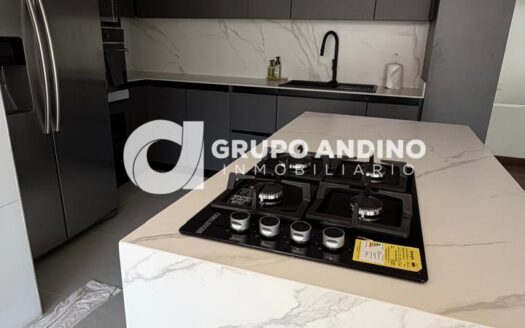 Se arrienda casa en Medellín, conjunto residencial Fuente Labrada.